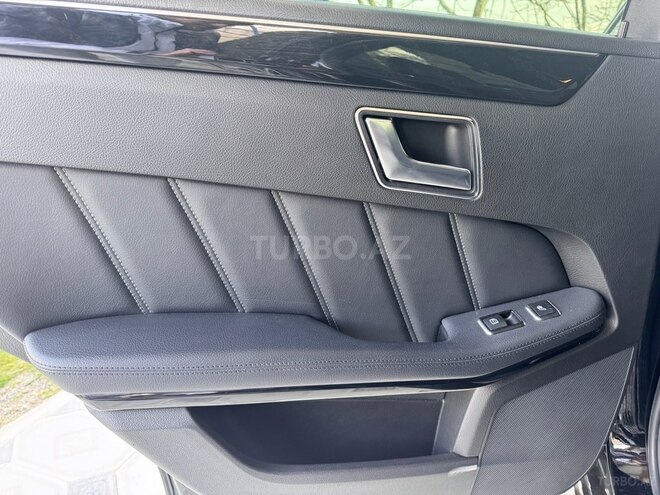 Mercedes E 220 d 2015, 246,914 km - 2.2 l - Bakı