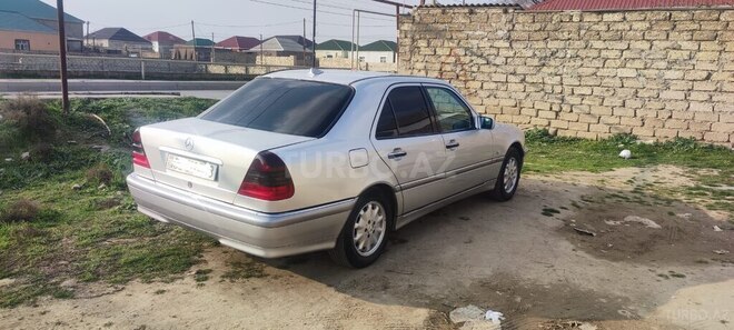 Mercedes C 240 1999, 331,100 km - 2.4 l - Bakı