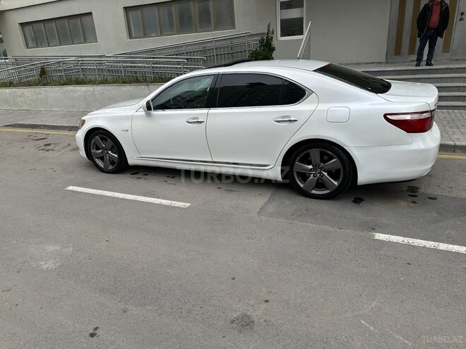 Lexus LS 460 2009, 303,000 km - 4.5 л - Bakı