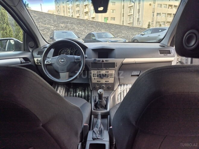 Opel Astra-13