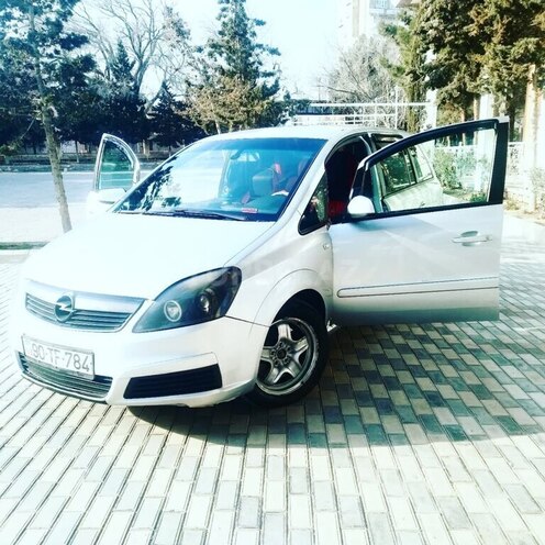 Opel Zafira-3