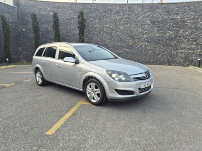 Opel Astra-2