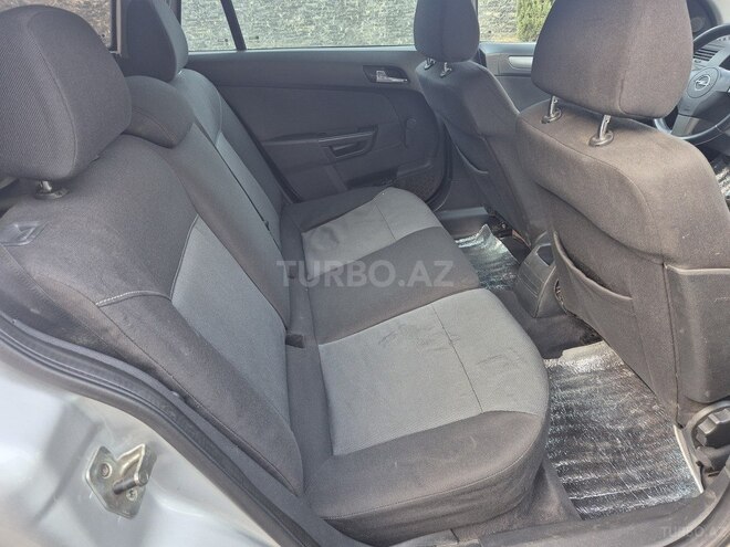 Opel Astra-14