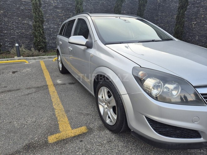 Opel Astra-11