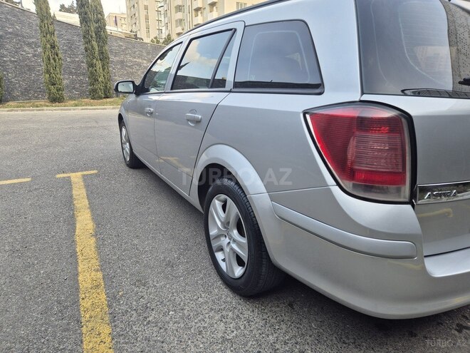 Opel Astra-10