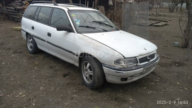 Opel Astra-2