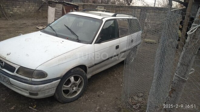 Opel Astra-3