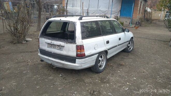 Opel Astra-6