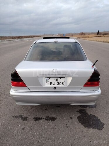 Mercedes C 230 1998, 328,000 km - 2.3 l - Füzuli