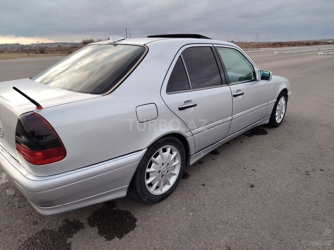 Mercedes C 230 1998, 328,000 km - 2.3 l - Füzuli