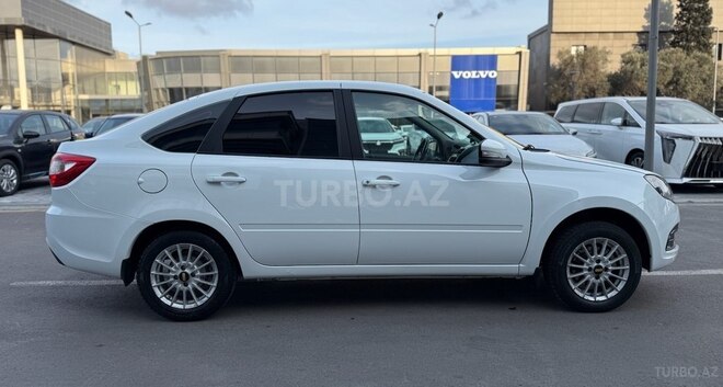 LADA (VAZ) Granta-11
