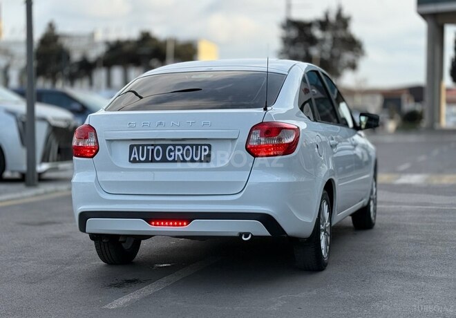 LADA (VAZ) Granta-9
