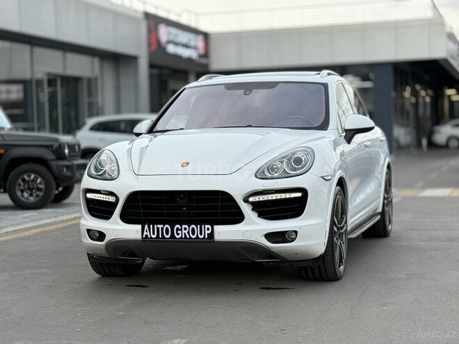 Porsche Cayenne Turbo-4