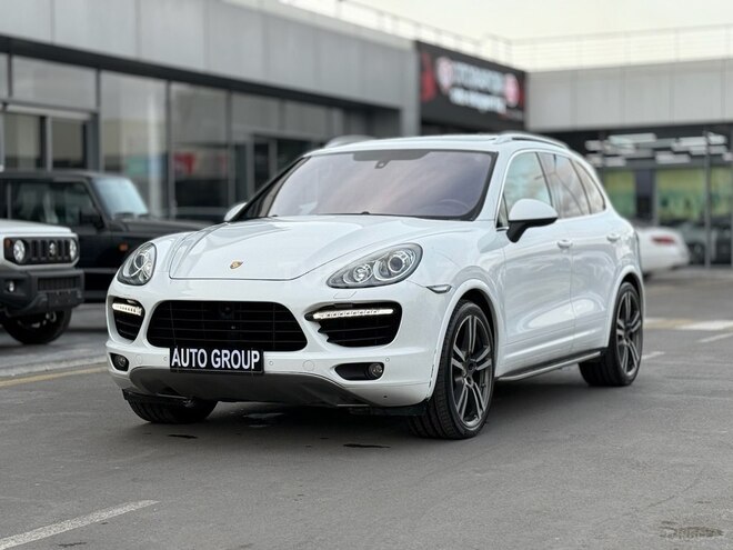 Porsche Cayenne Turbo-5