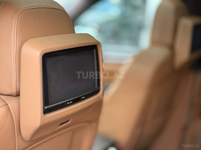 Porsche Cayenne Turbo-14