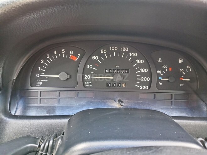 Opel Vectra-11