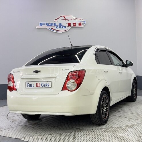 Chevrolet Aveo-6