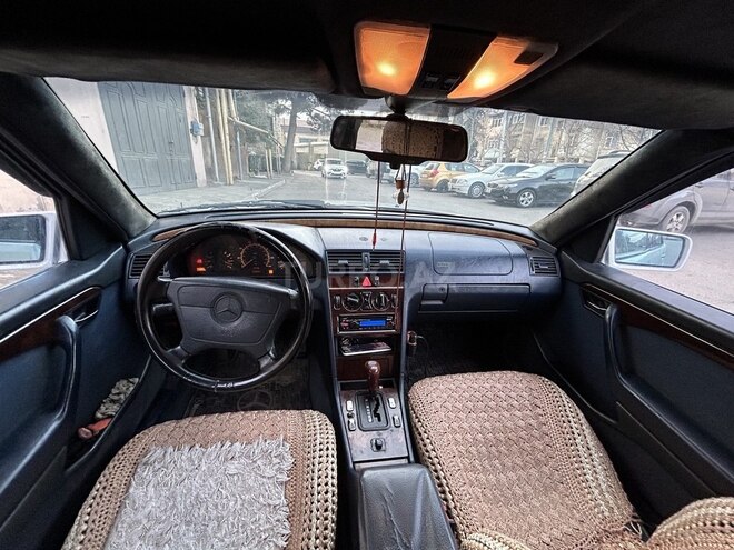 Mercedes C 220 d 1996, 208,456 km - 2.2 л - Bakı