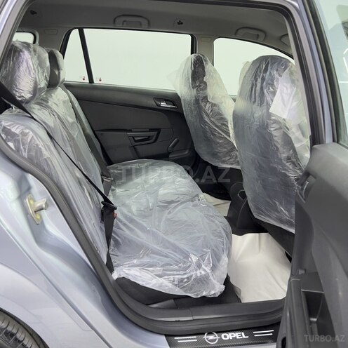 Opel Astra-3