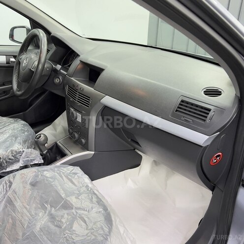 Opel Astra-4