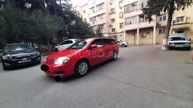 Toyota Corolla 2006, 289,982 km - 1.4 l - Bakı
