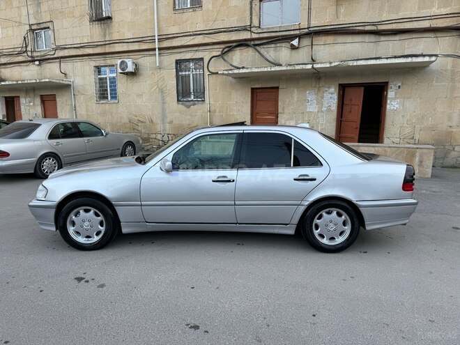 Mercedes C 230 1997, 325,350 km - 2.3 l - Bakı