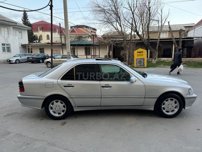 Mercedes C 230 1997, 325,350 km - 2.3 l - Bakı