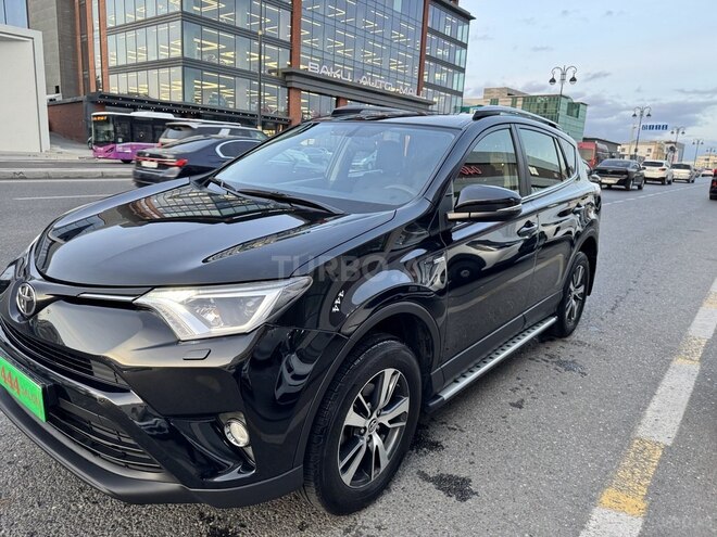 Toyota RAV4 2018, 134,000 km - 2.0 l - Bakı