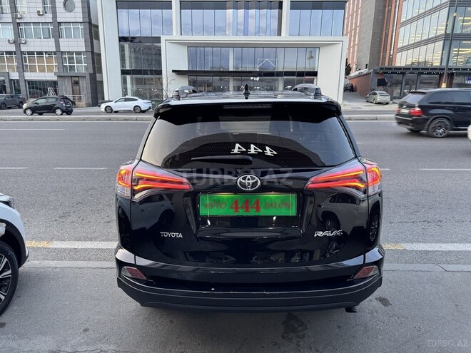 Toyota RAV4 2018, 134,000 km - 2.0 l - Bakı