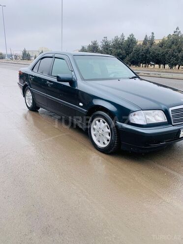 Mercedes C 200 1998, 272,000 km - 2.0 l - Qəbələ