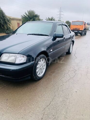 Mercedes C 200 1998, 272,000 km - 2.0 l - Qəbələ