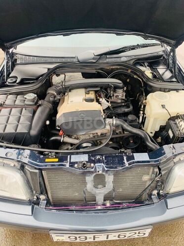Mercedes C 200 1998, 272,000 km - 2.0 l - Qəbələ