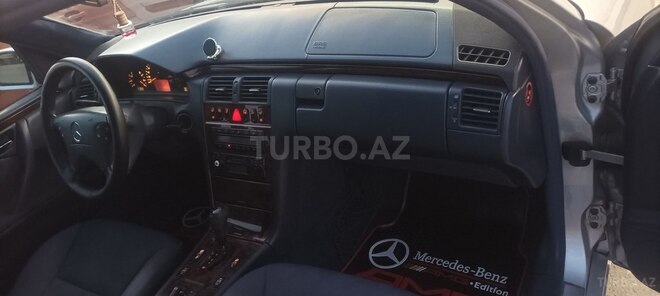 Mercedes E 240 1999, 307,243 km - 2.4 л - Bakı
