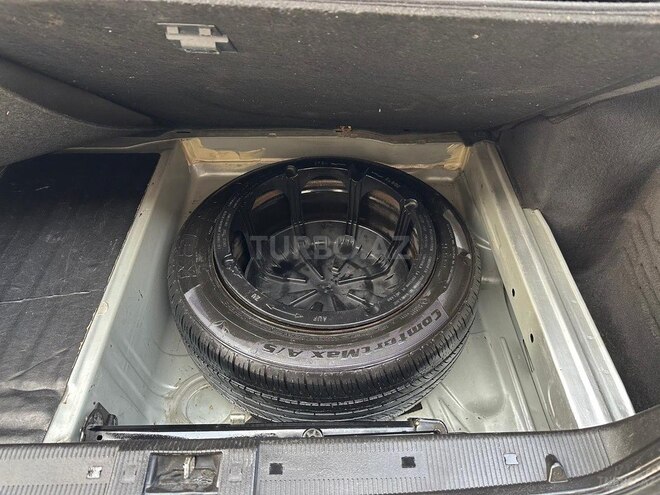 Mercedes E 220 d 2000, 289,207 km - 2.2 l - Saatlı