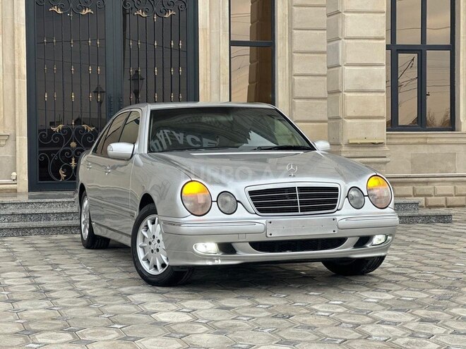 Mercedes E 220 d 2000, 289,207 km - 2.2 l - Saatlı