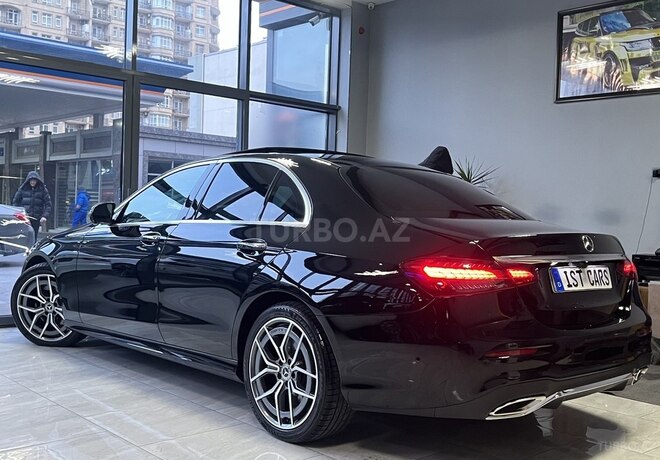 Mercedes E 350-9