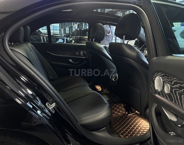 Mercedes E 350-12