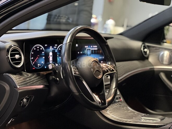 Mercedes E 350-10