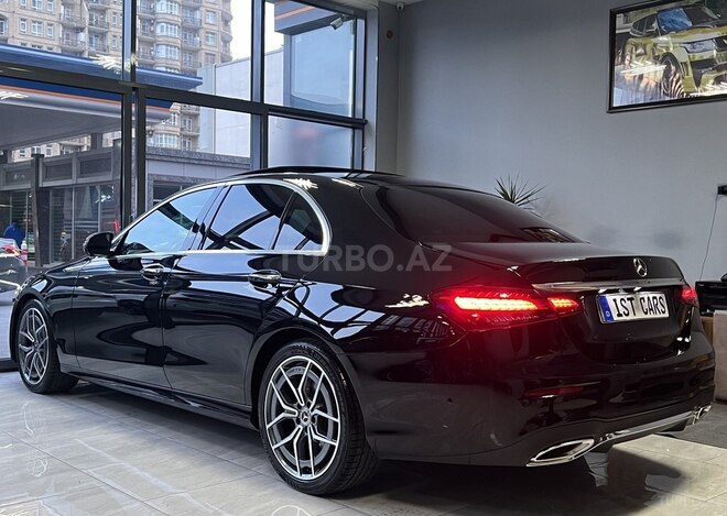 Mercedes E 350-7