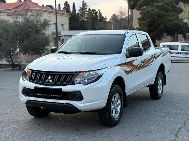 Mitsubishi L200 2019, 157,420 km - 2.5 l - Bakı