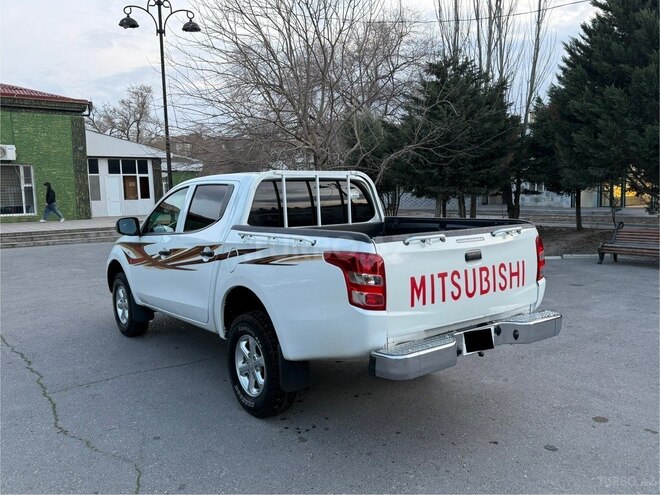 Mitsubishi L200 2019, 157,420 km - 2.5 l - Bakı