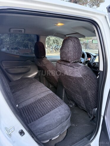 Mitsubishi L200 2019, 157,420 km - 2.5 l - Bakı