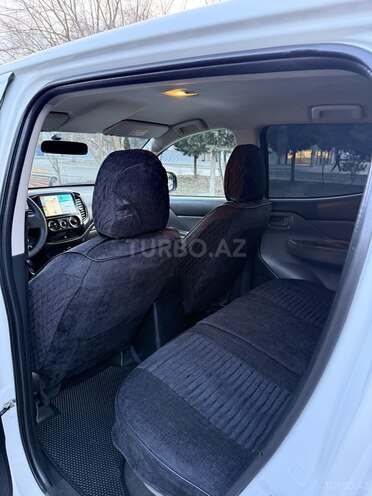 Mitsubishi L200 2019, 157,420 km - 2.5 l - Bakı