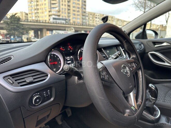 Opel Astra 2018, 141,000 km - 1.4 l - Bakı