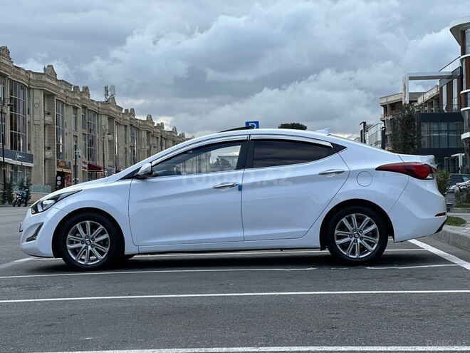 Hyundai Avante-4