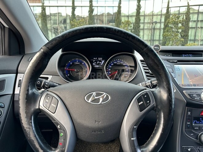Hyundai Avante-10