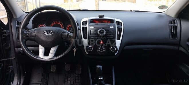 Kia Ceed 2010, 195,000 km - 1.4 l - İsmayıllı