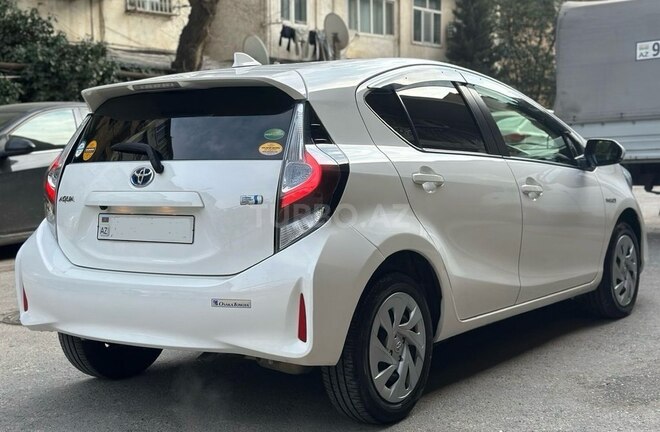 Toyota Aqua 2018, 90,000 km - 1.5 l - Bakı