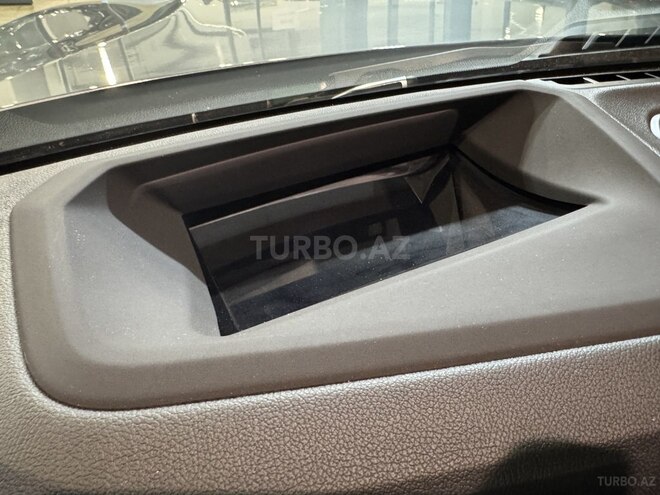 BMW 330e 2023, 7,300 km - 2.0 l - Bakı