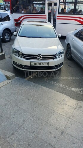 Volkswagen Passat 2013, 200,000 km - 1.8 л - Sumqayıt